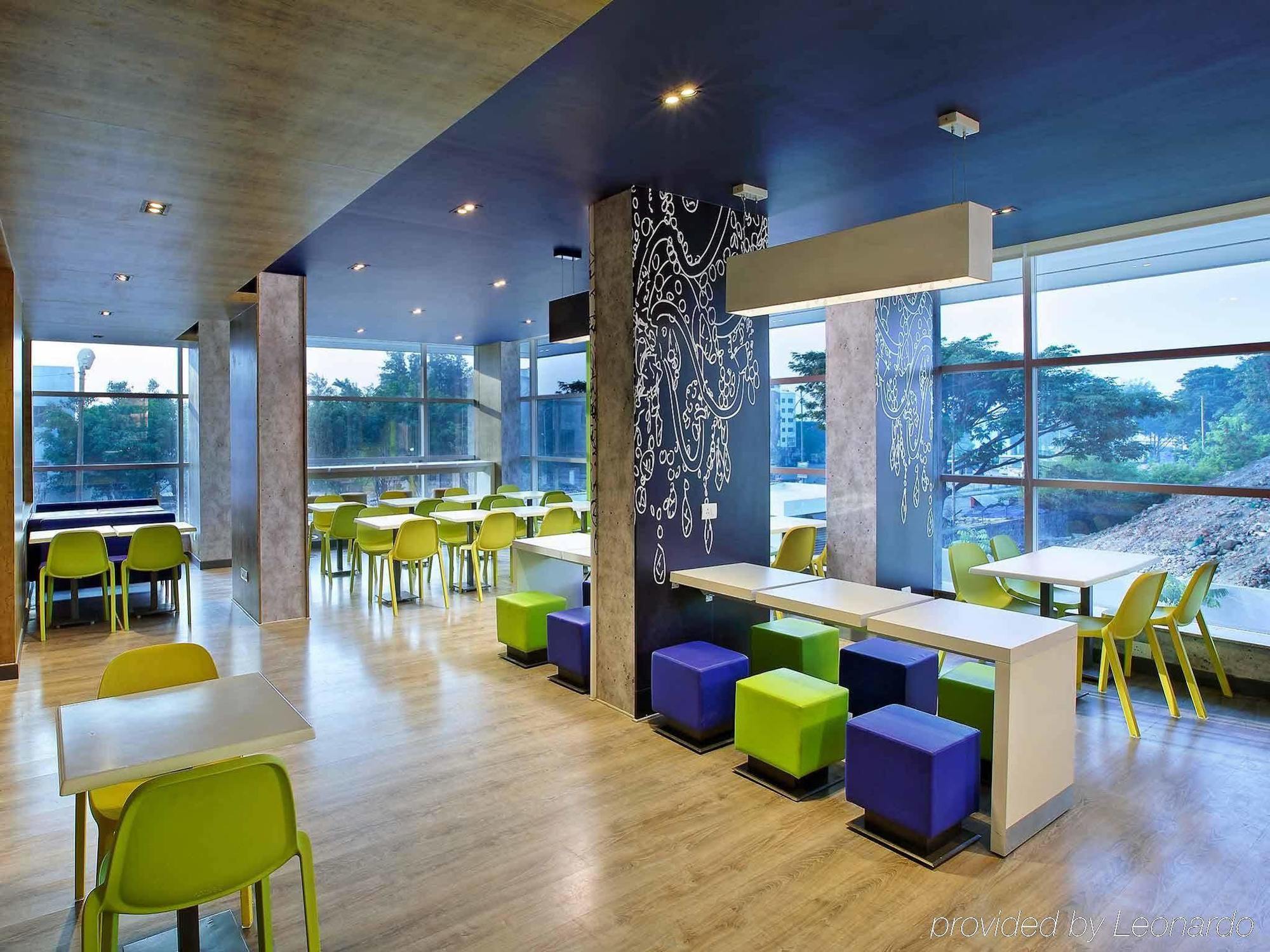 Holiday Inn Express Pune Pimpri By Ihg Eksteriør billede